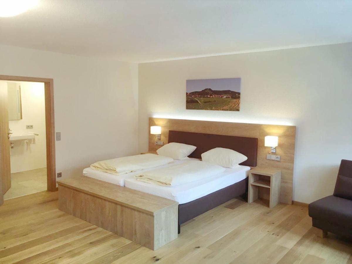 Hotel Gasthof Zum Loewen Velburg Eksteriør billede
