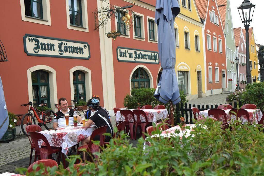 Hotel Gasthof Zum Lowen Velburg Eksteriør billede