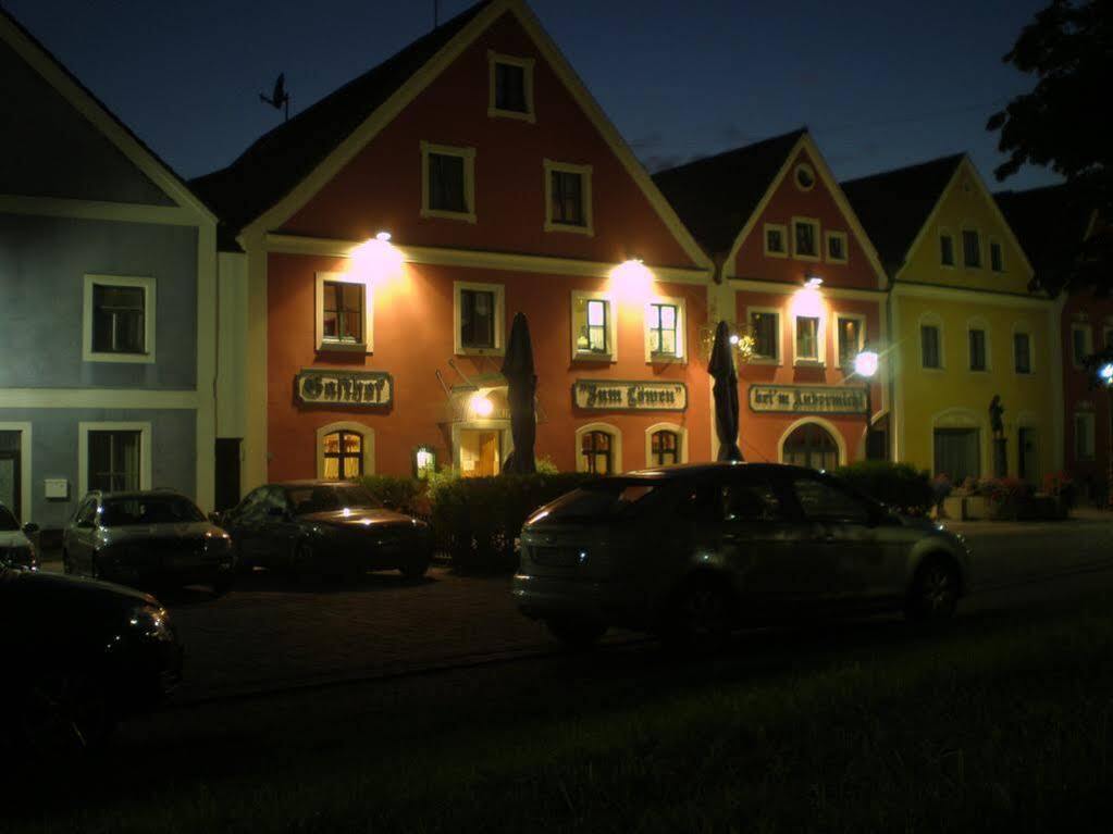 Hotel Gasthof Zum Lowen Velburg Eksteriør billede